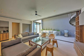 Upscale Cabo Condo with Jacuzzi, Above Puerto Paraiso